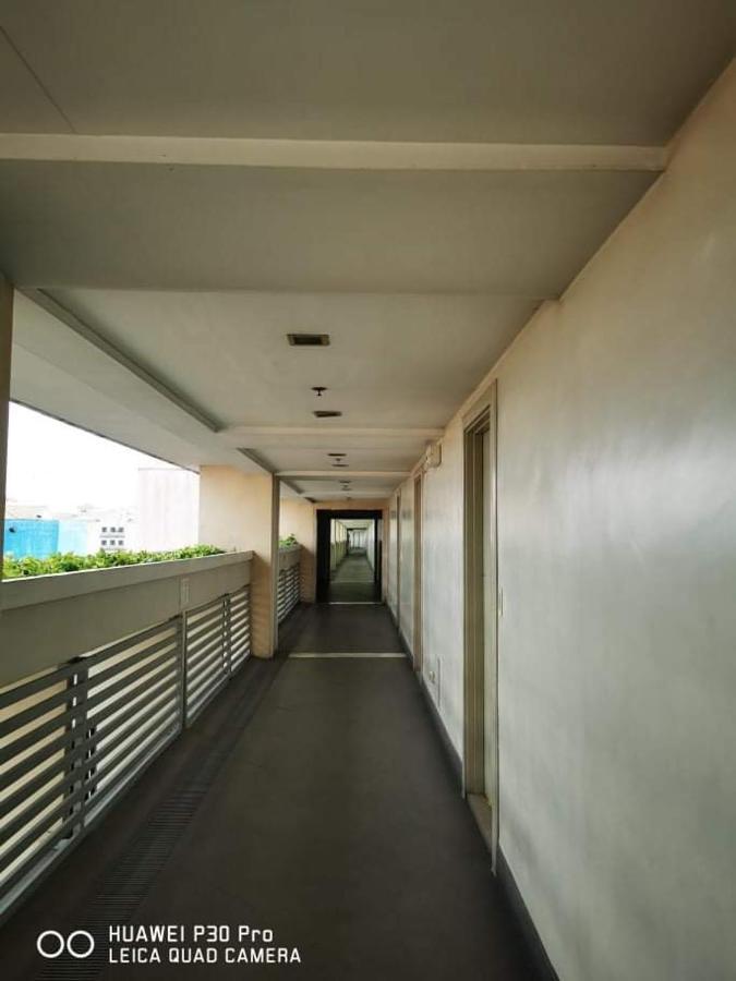 Staycation Condotel @150Newport Pasay City Manila Eksteriør billede